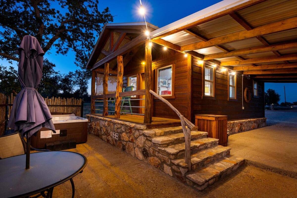 Rockin' R - Morning Star Cabin Fredericksburg Eksteriør bilde