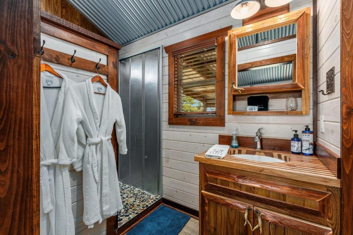Rockin' R - Morning Star Cabin Fredericksburg Eksteriør bilde